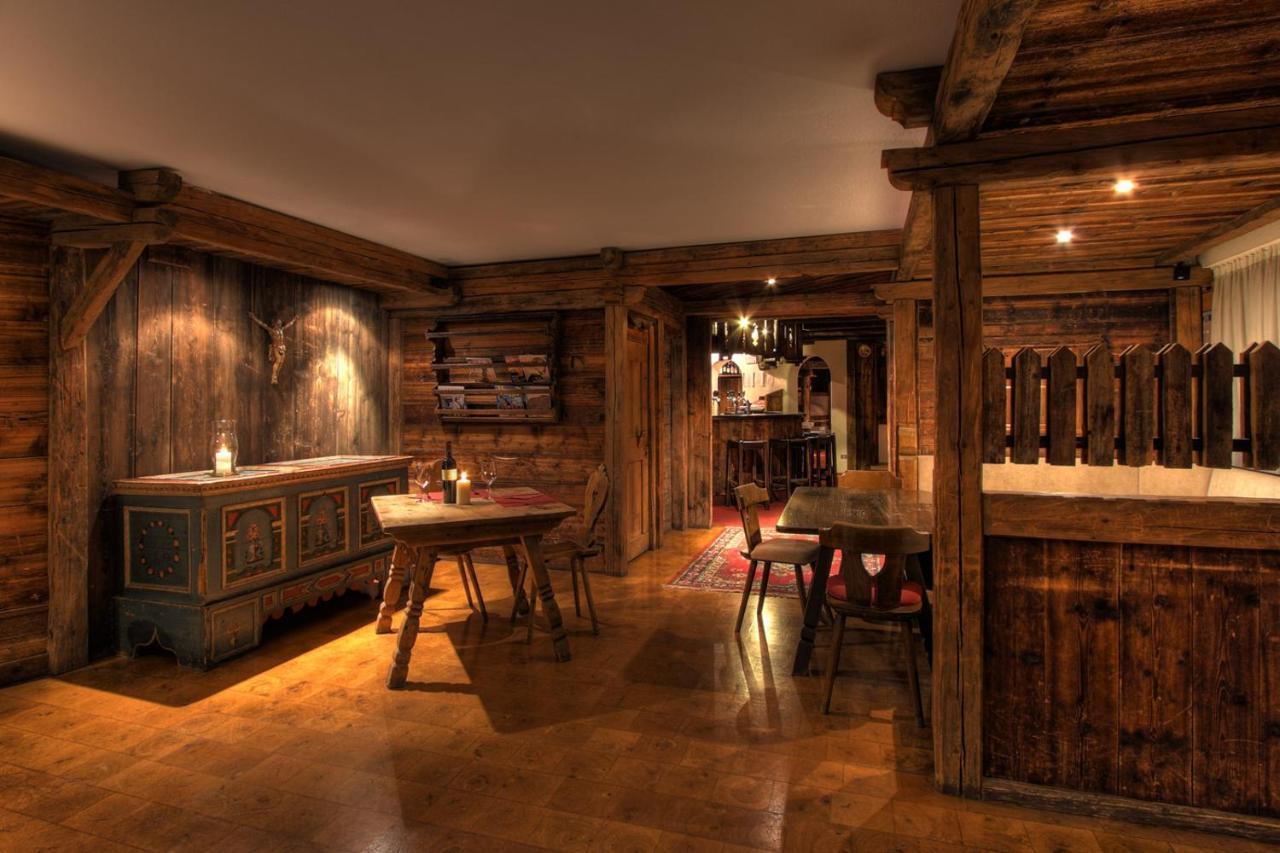 Hotel La Tambra 코르바라 인 바디아 외부 사진